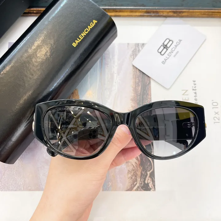 スーパーコピー バレンシアガ サングラス