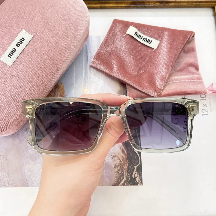 スーパーコピー ミュウミュウ サングラス