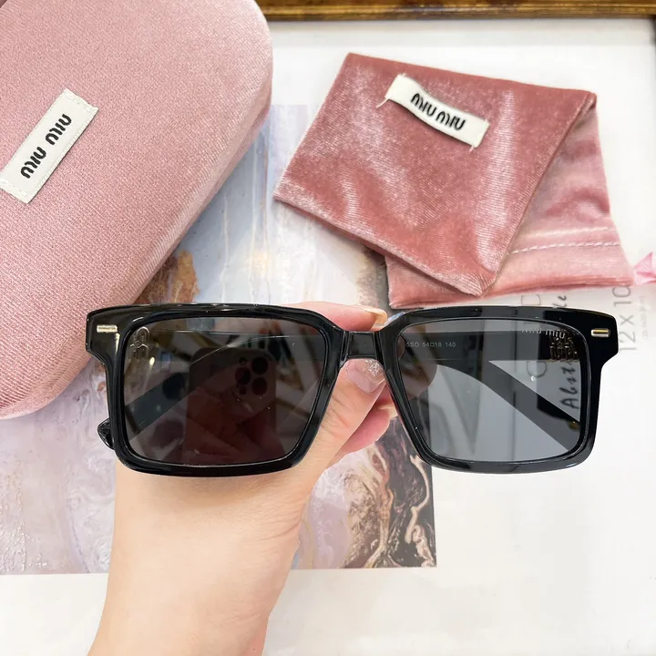 スーパーコピー ミュウミュウ サングラス