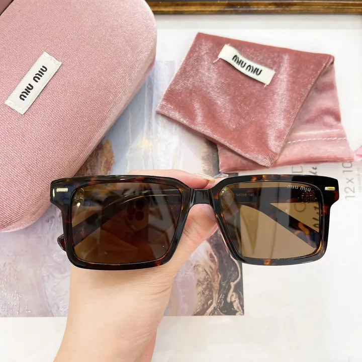 スーパーコピー ミュウミュウ サングラス