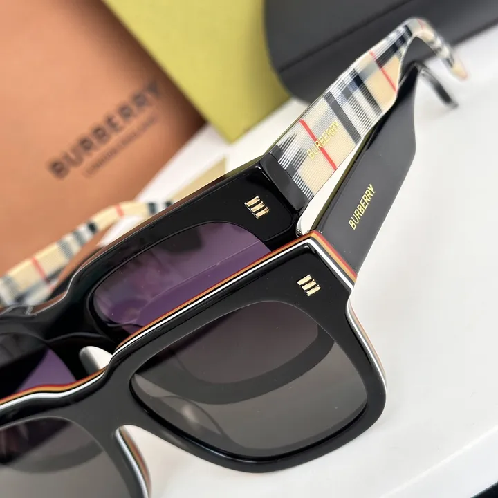 スーパーコピー バーバリー ス サングラス