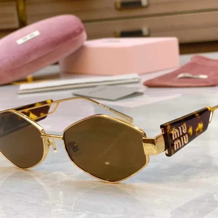 スーパーコピー ミュウミュウ サングラス
