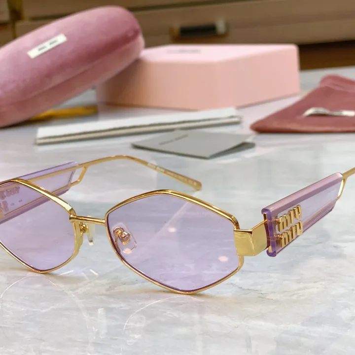 スーパーコピー ミュウミュウ サングラス