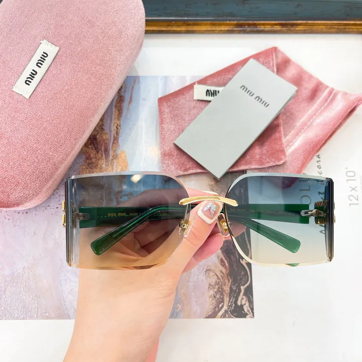 スーパーコピー ミュウミュウ サングラス