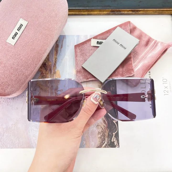 スーパーコピー ミュウミュウ サングラス