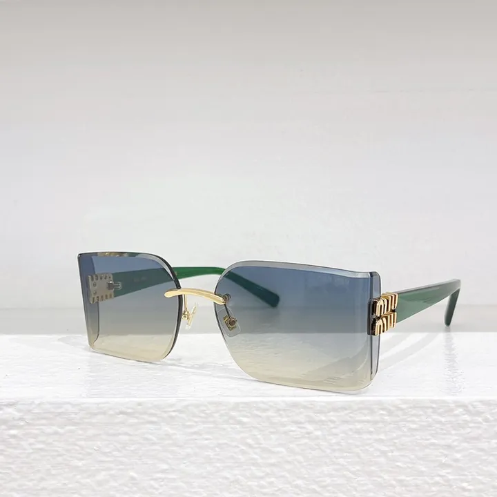 スーパーコピー ミュウミュウ サングラス