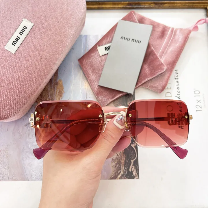 スーパーコピー ミュウミュウ サングラス