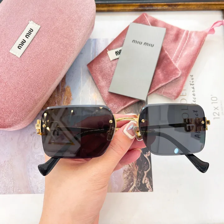スーパーコピー ミュウミュウ サングラス