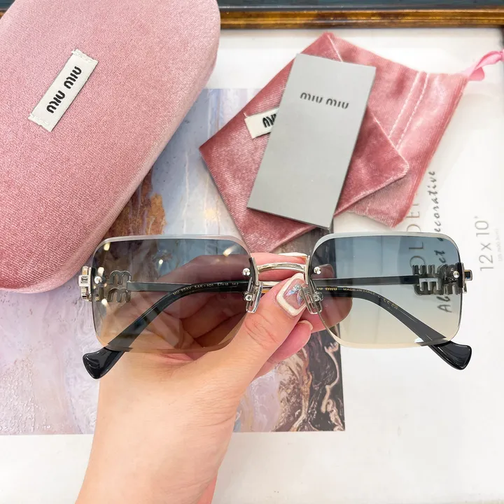 スーパーコピー ミュウミュウ サングラス