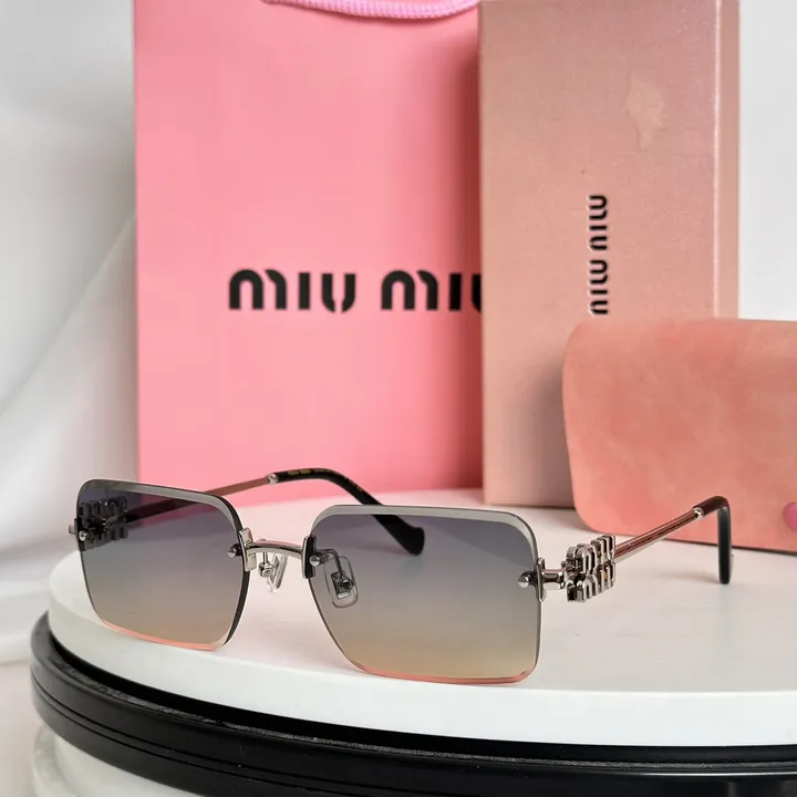 スーパーコピー ミュウミュウ サングラス