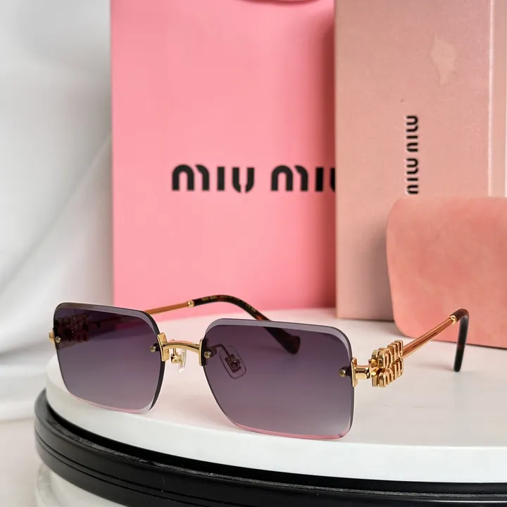 スーパーコピー ミュウミュウ サングラス