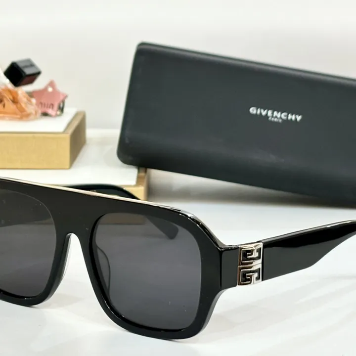 スーパーコピー バレンシアガ サングラス