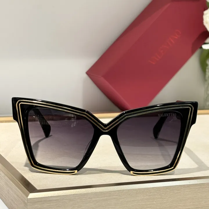 スーパーコピー ヴァレンティノ サングラス