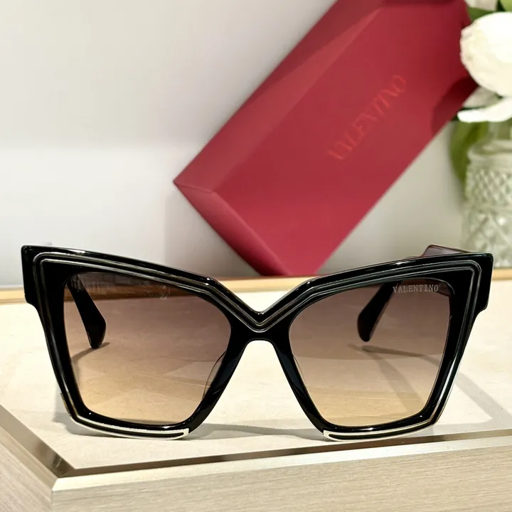 スーパーコピー ヴァレンティノ サングラス