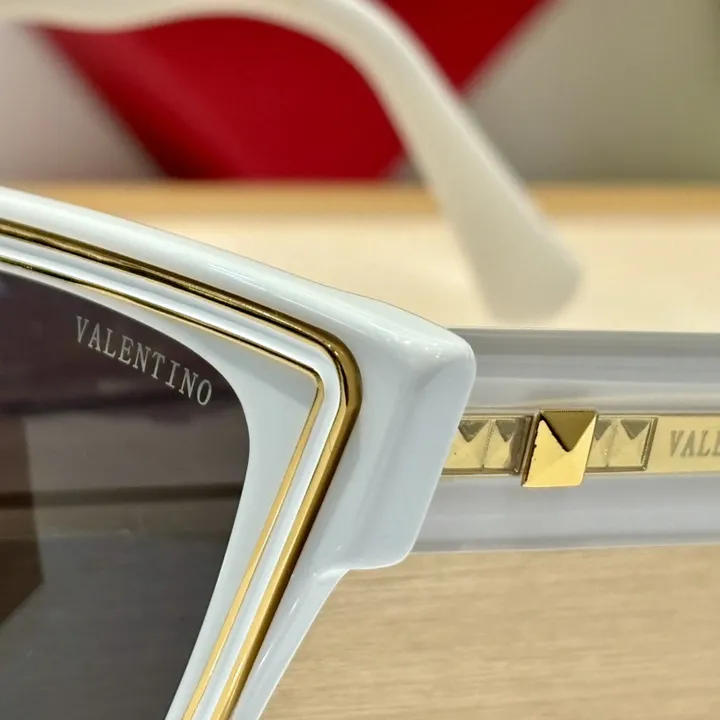 スーパーコピー ヴァレンティノ サングラス