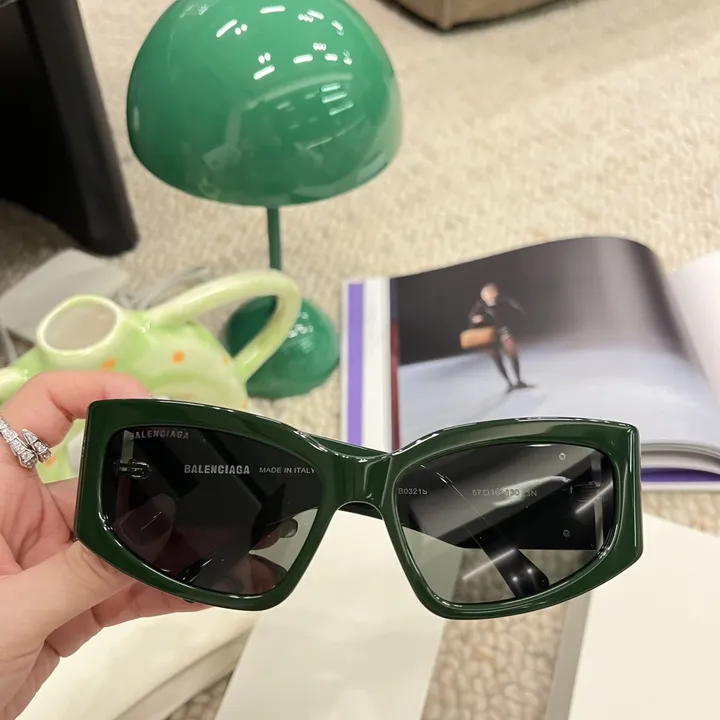 スーパーコピー バレンシアガ サングラス