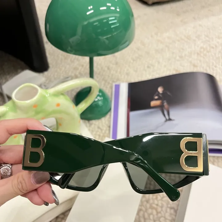 スーパーコピー バレンシアガ サングラス