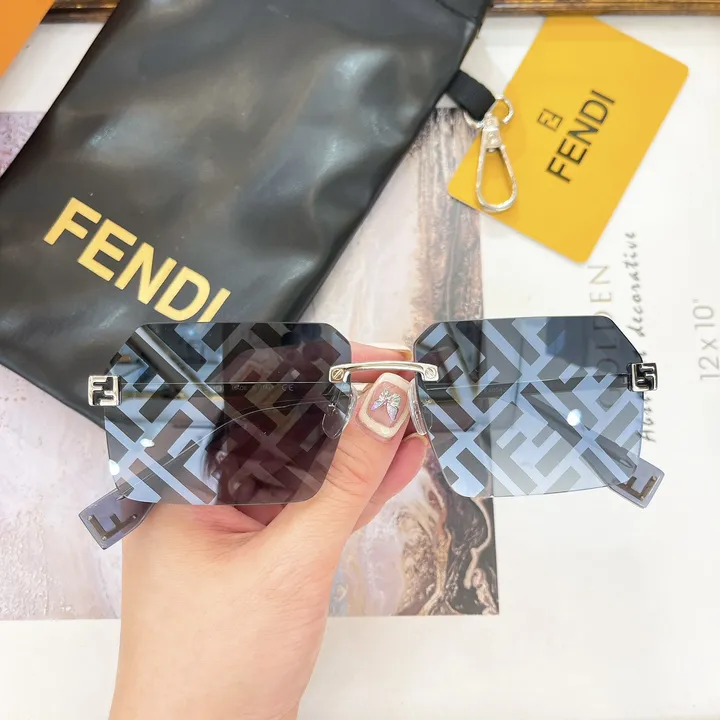 スーパーコピー フェンディ サングラス