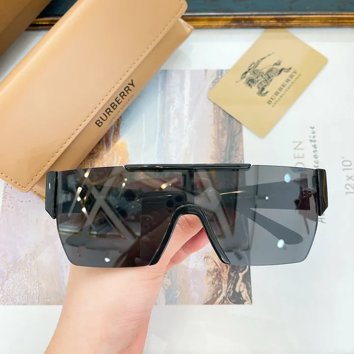 スーパーコピー プラダ サングラス