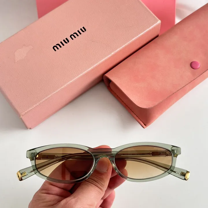 スーパーコピー ミュウミュウ サングラス