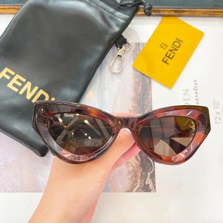 スーパーコピー フェンディ サングラス