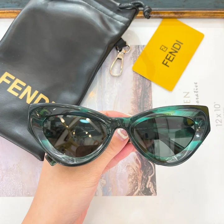 スーパーコピー フェンディ サングラス