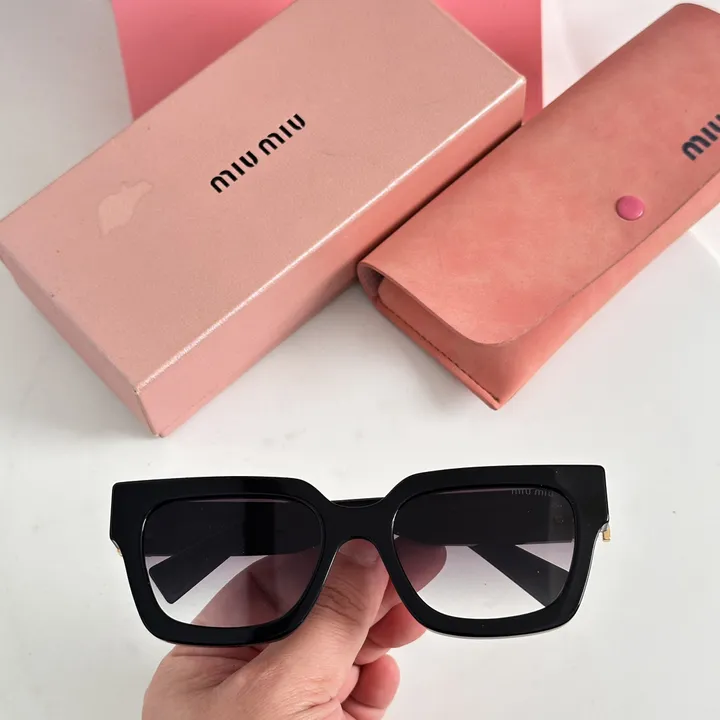 スーパーコピー ミュウミュウ サングラス