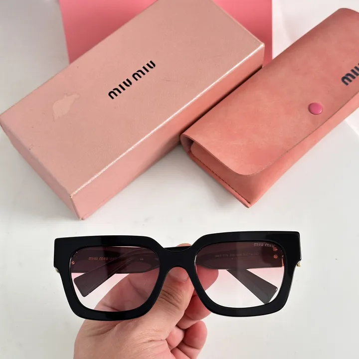 スーパーコピー ミュウミュウ サングラス