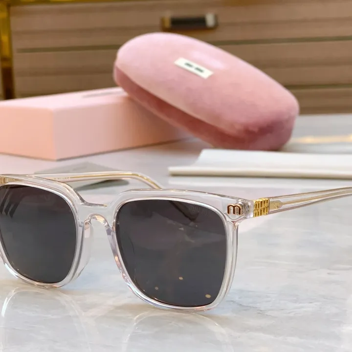 スーパーコピー ミュウミュウ サングラス