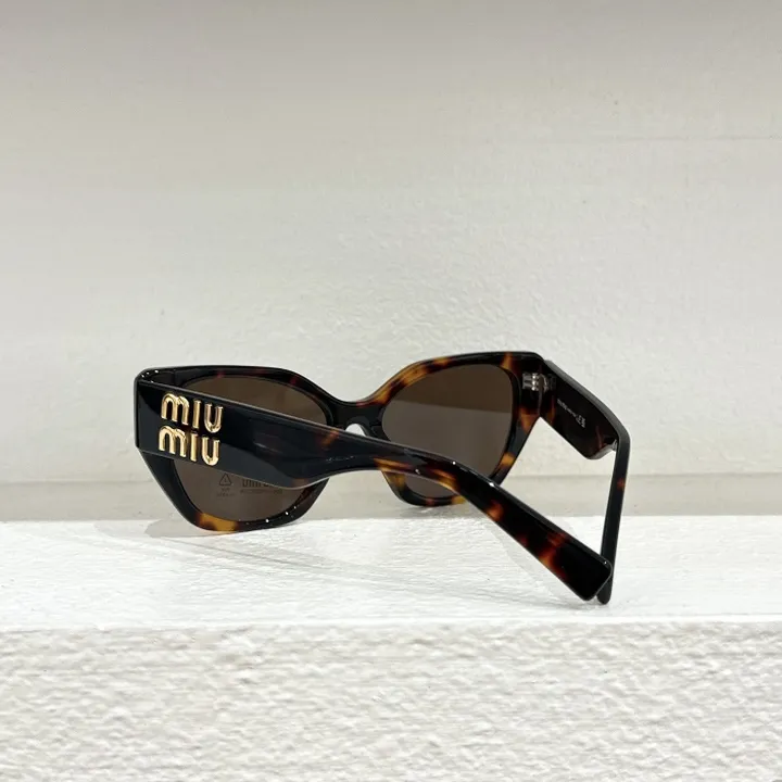 スーパーコピー ミュウミュウ サングラス