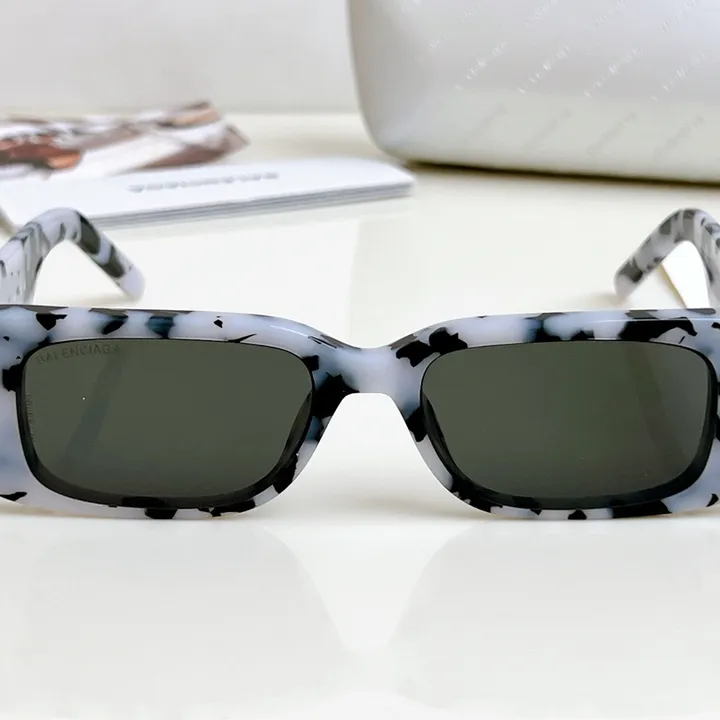 スーパーコピー バレンシアガ サングラス