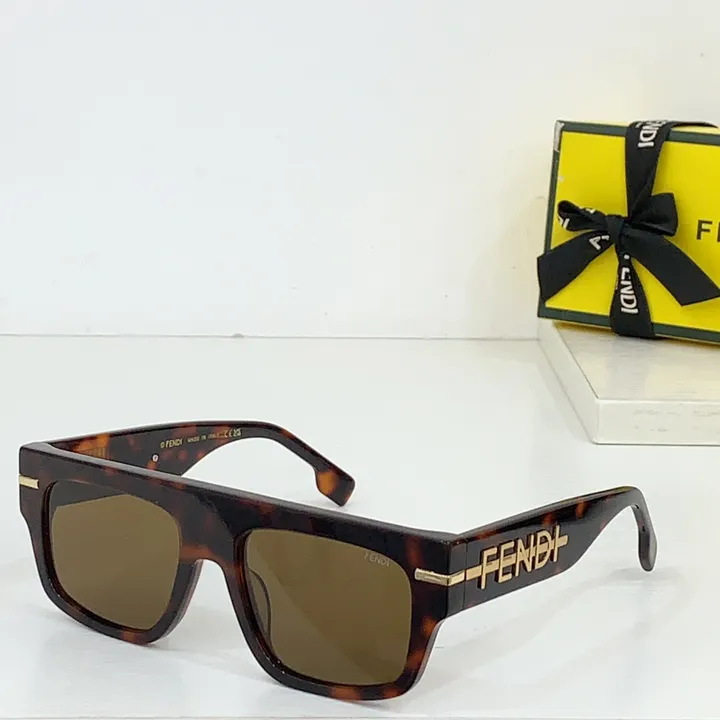 スーパーコピー フェンディ サングラス