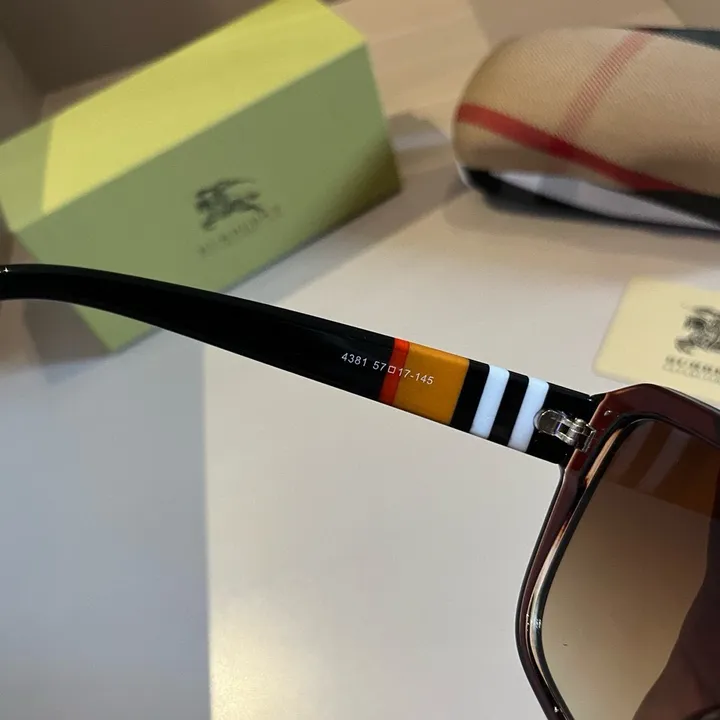 スーパーコピー バーバリー ス サングラス