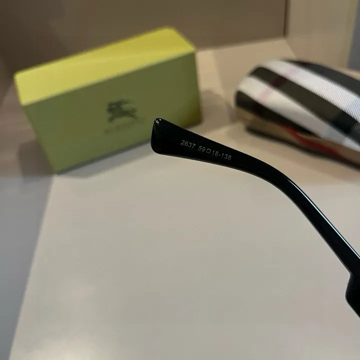 スーパーコピー バーバリー ス サングラス