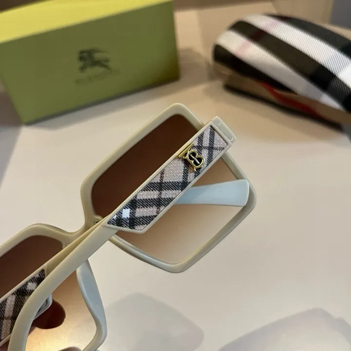 スーパーコピー バーバリー ス サングラス