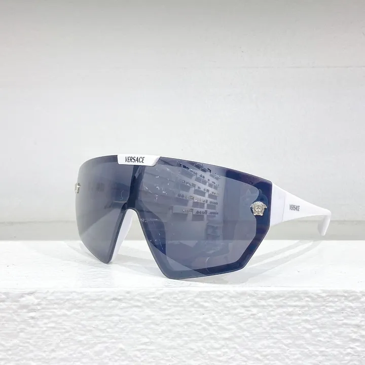 スーパーコピー ヴェルサーチ サングラス