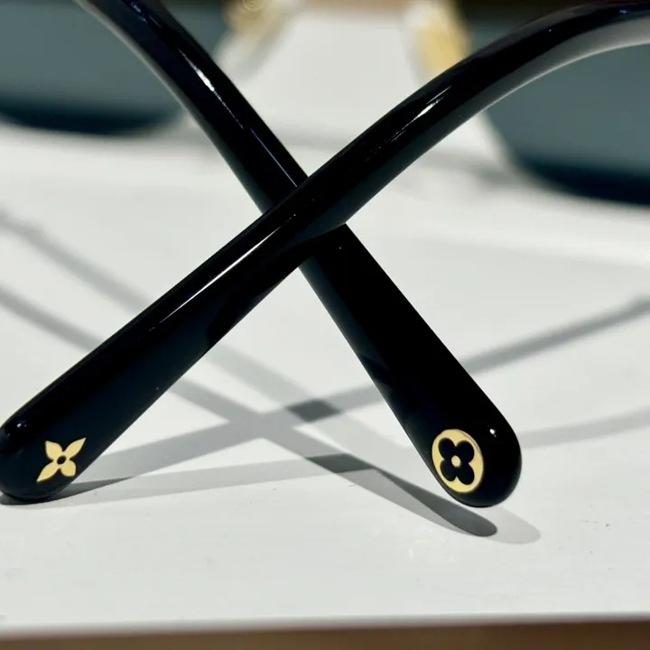 スーパーコピー ルイヴィトン サングラス