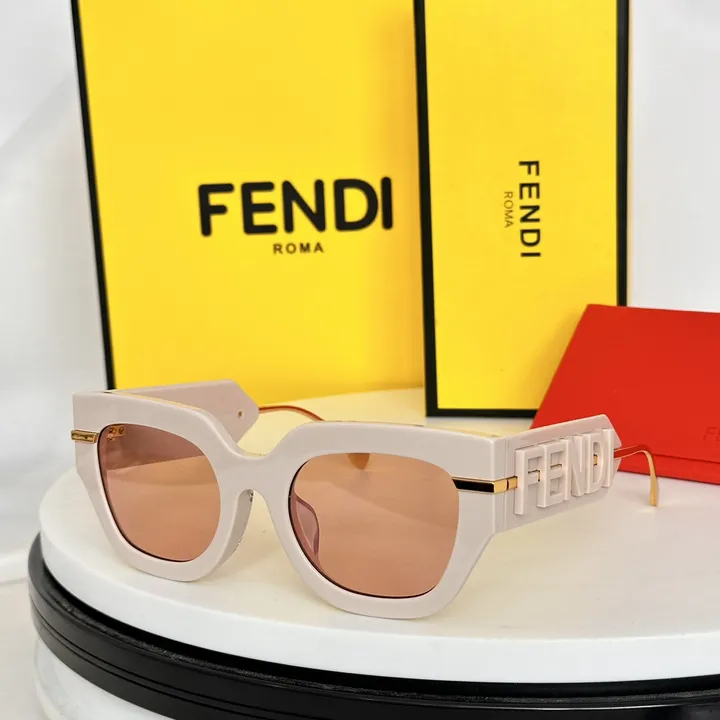 スーパーコピー フェンディ サングラス