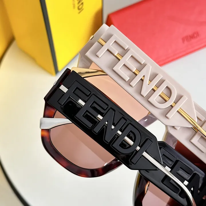 スーパーコピー フェンディ サングラス