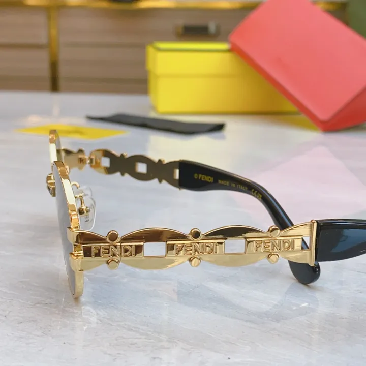 スーパーコピー フェンディ サングラス