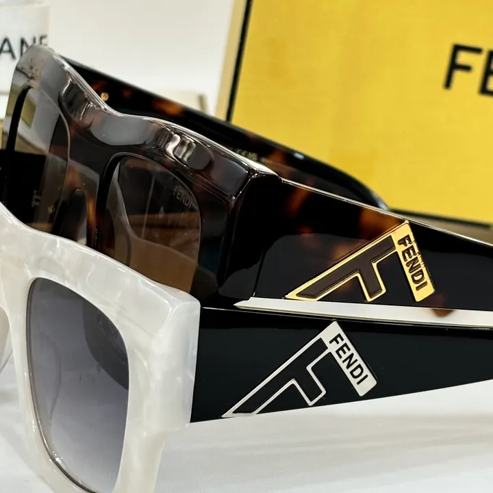スーパーコピー フェンディ サングラス