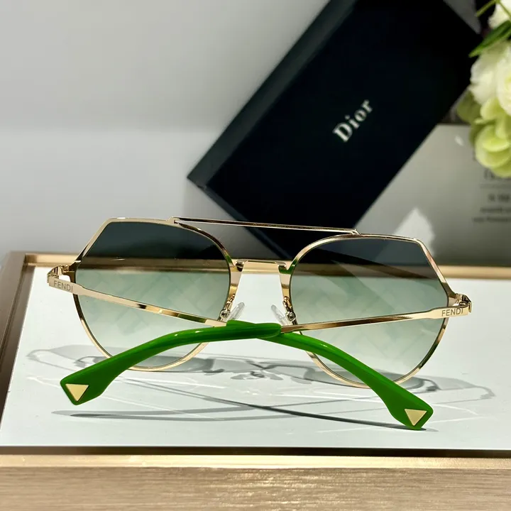 スーパーコピー フェンディ サングラス