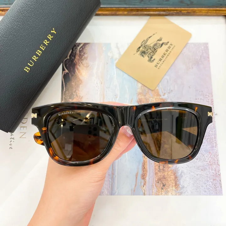 スーパーコピー プラダ サングラス