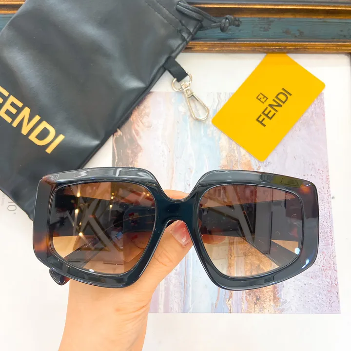 スーパーコピー フェンディ サングラス