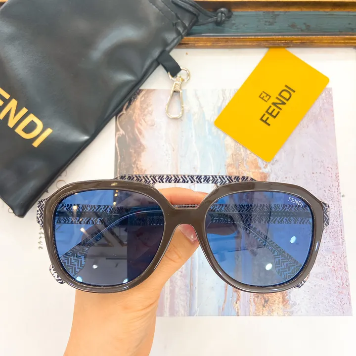 スーパーコピー フェンディ サングラス