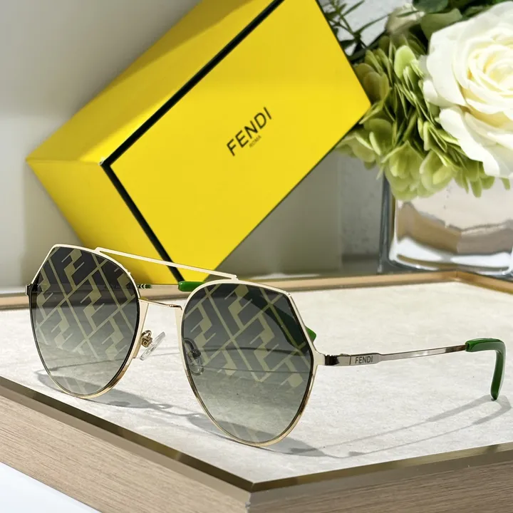 スーパーコピー フェンディ サングラス