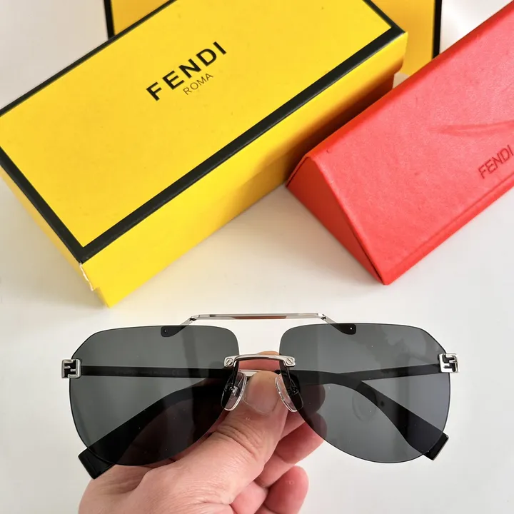 スーパーコピー ヴェルサーチ サングラス