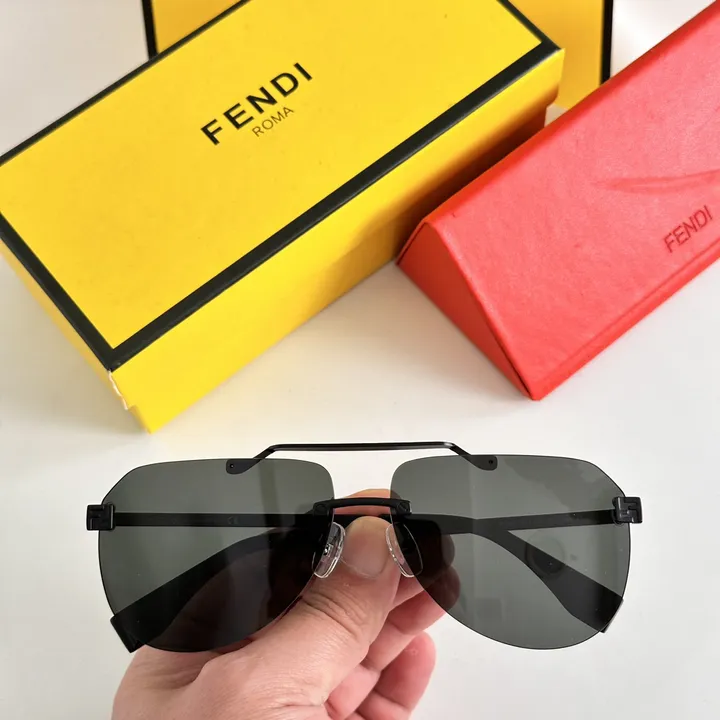 スーパーコピー ヴェルサーチ サングラス