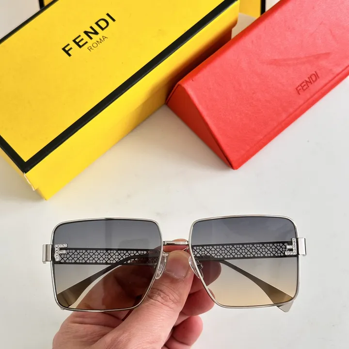スーパーコピー フェンディ サングラス