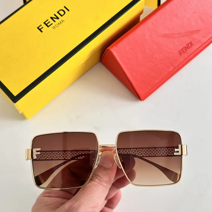 スーパーコピー フェンディ サングラス